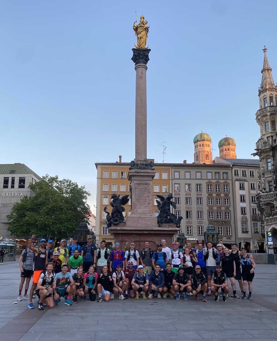 Start of the 5th Munich Breweries Ultra, Team Picture